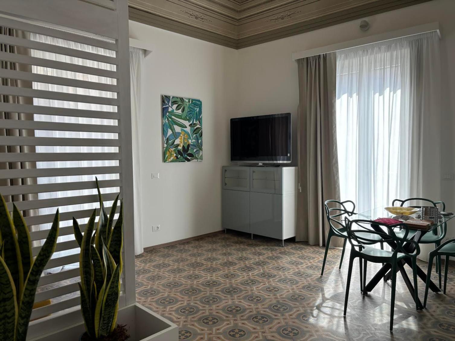 Villa Di Giorgi Apartments Center Чефалу Экстерьер фото