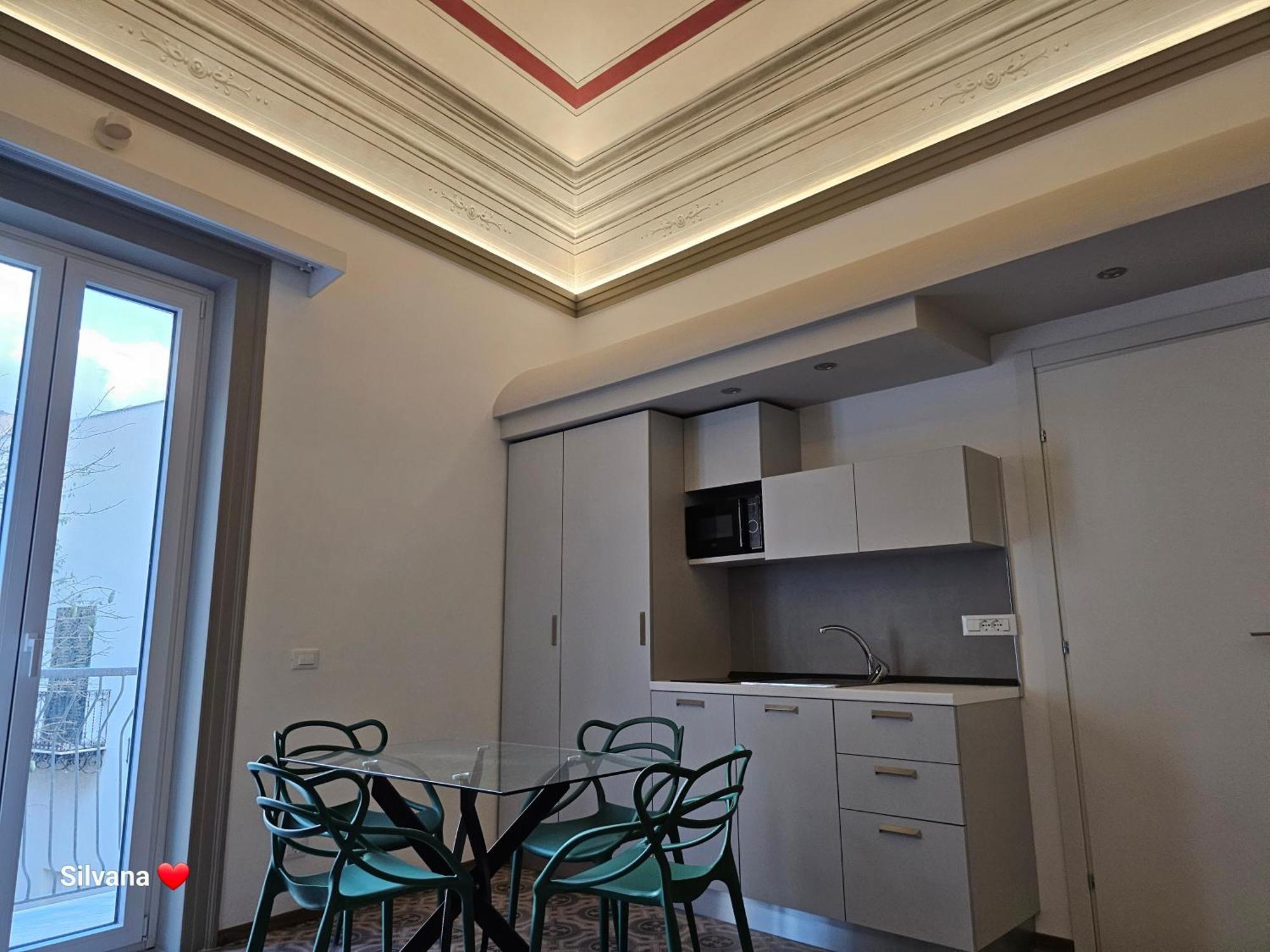 Villa Di Giorgi Apartments Center Чефалу Экстерьер фото