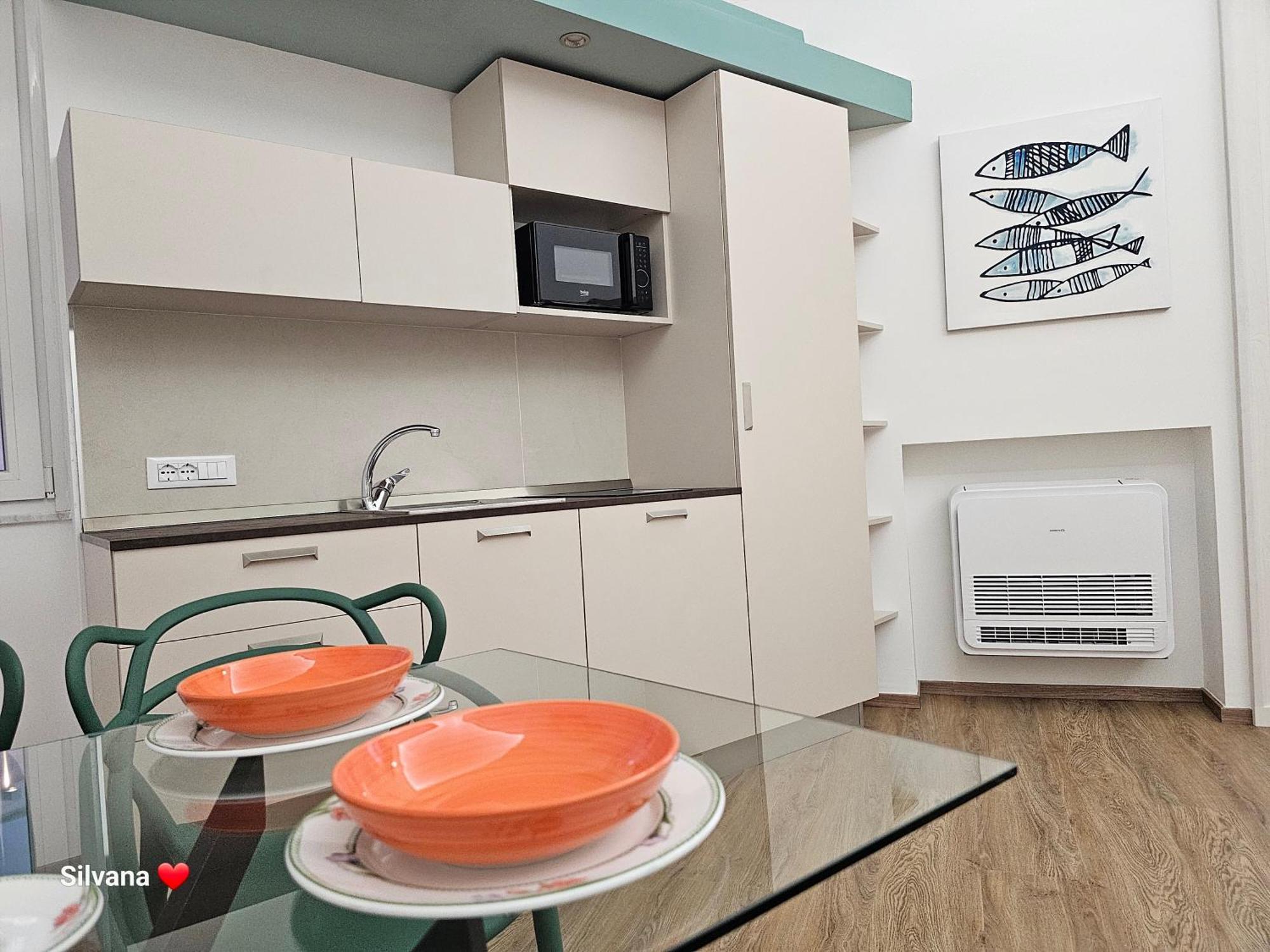 Villa Di Giorgi Apartments Center Чефалу Экстерьер фото